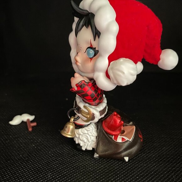 POPMART Skull Panda - Picture 3 of 4